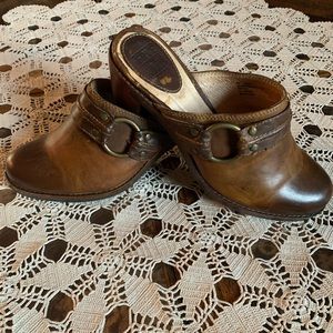 Frye Alyssa Trapunto Clog
